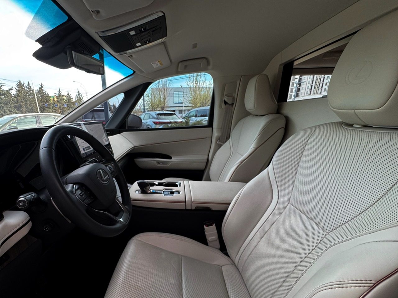 LM 350h 4 seater (7/11)