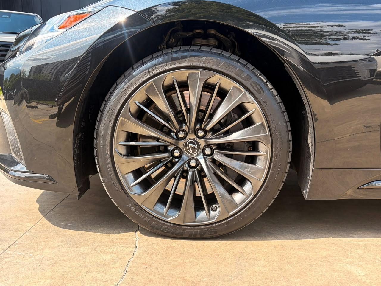 LS 500h luxury (7/11)