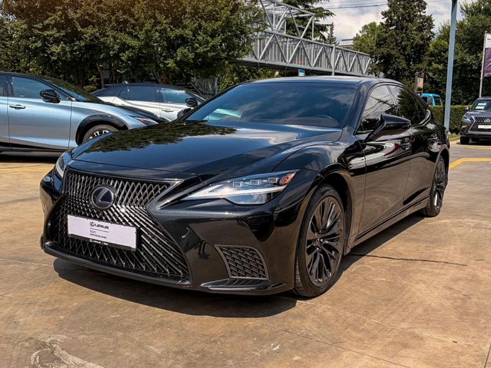 LS 500h luxury