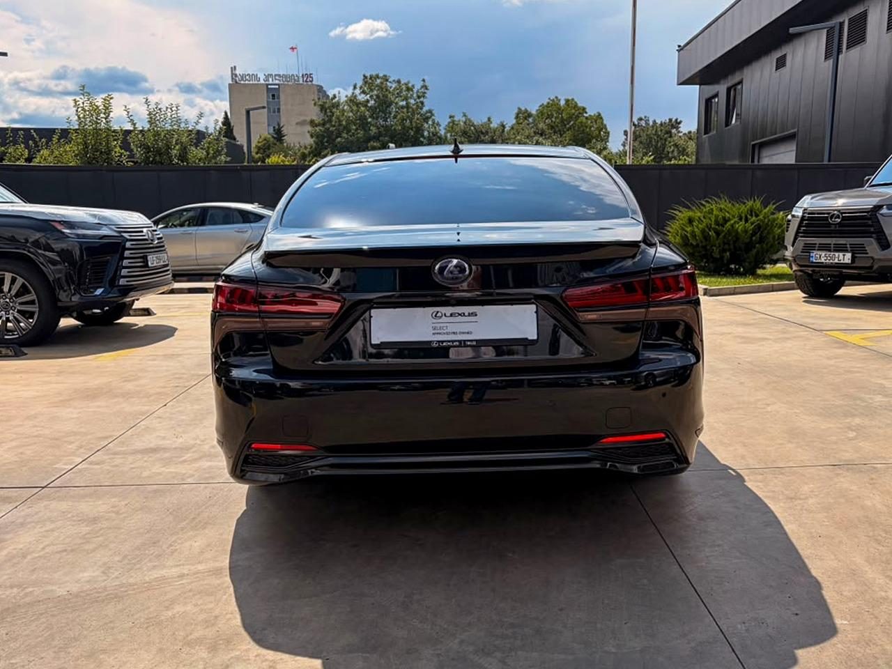 LS 500h luxury (5/11)
