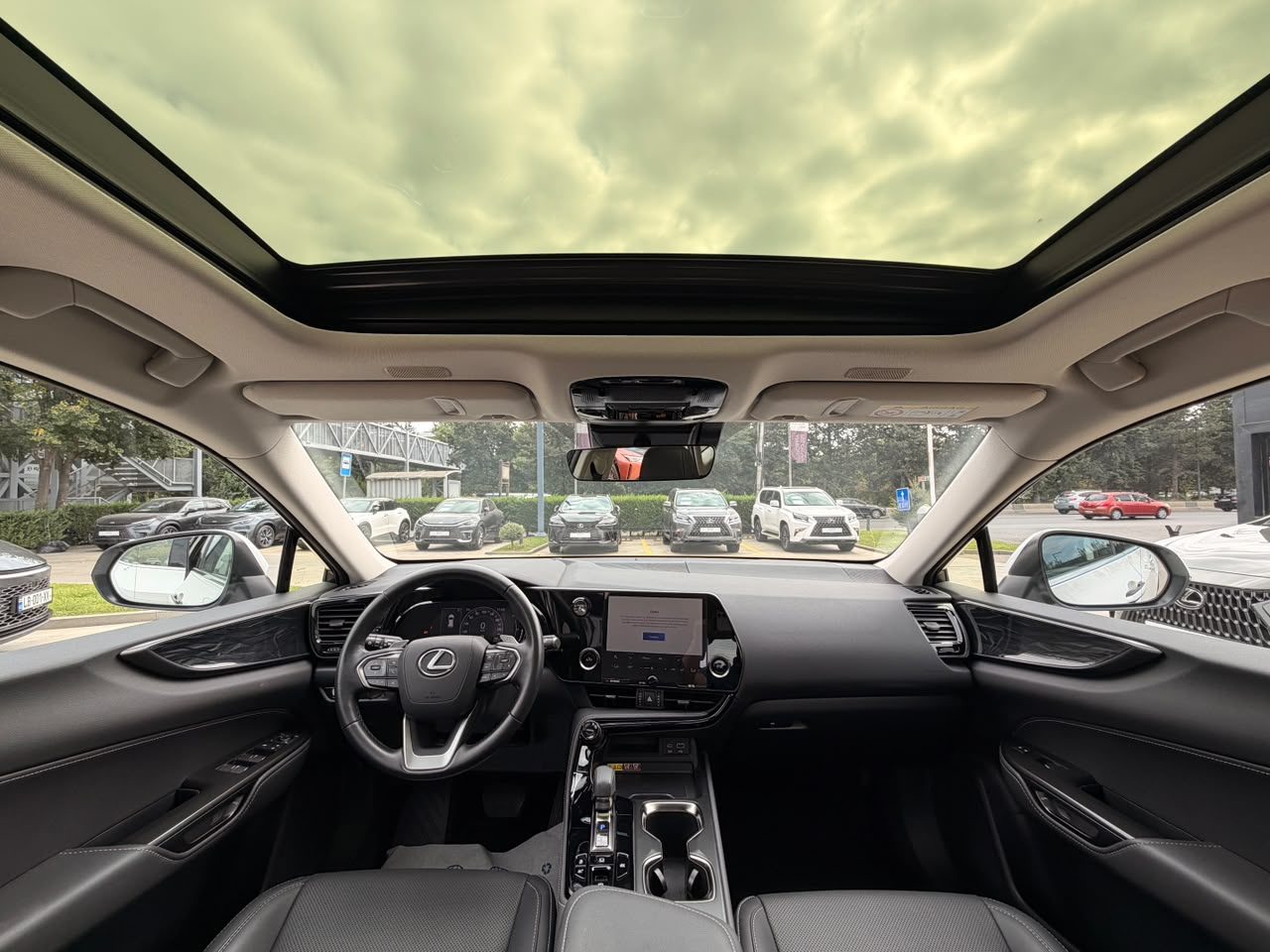 NX 350h Executive (9/10)