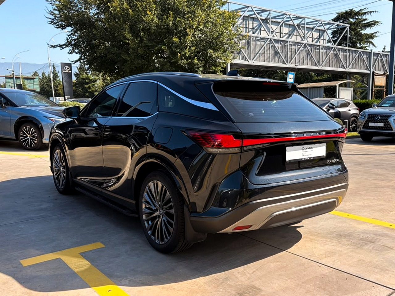 RX 350h Luxury (6/11)