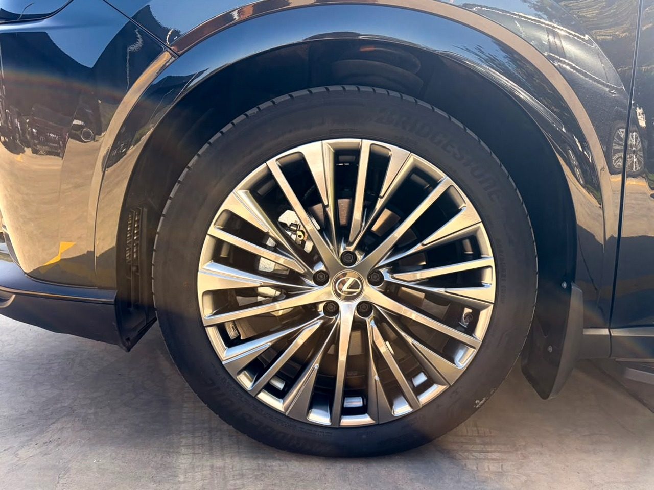 RX 350h Luxury (11/11)
